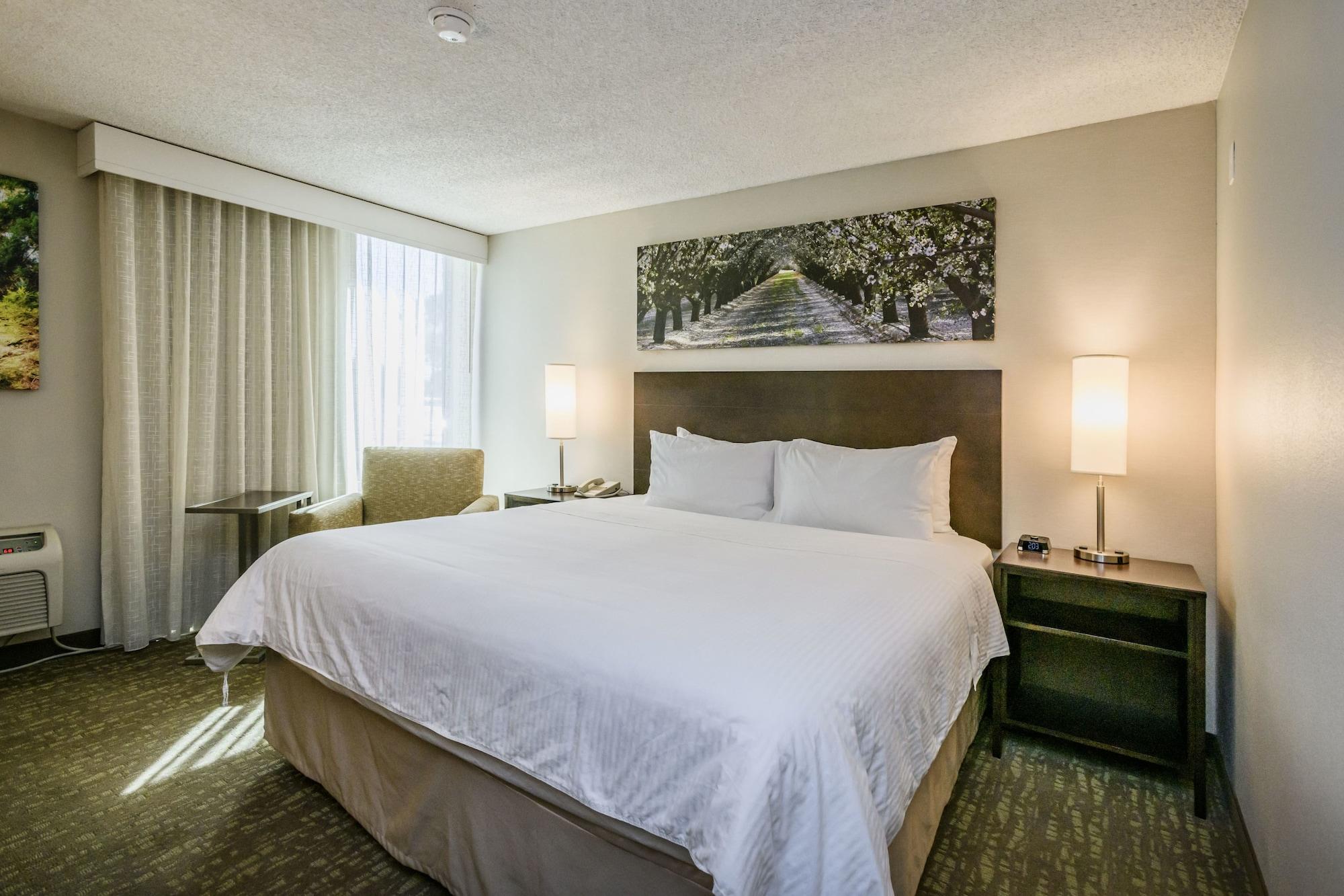 Wyndham Garden Fresno Yosemite Airport Ξενοδοχείο Εξωτερικό φωτογραφία
