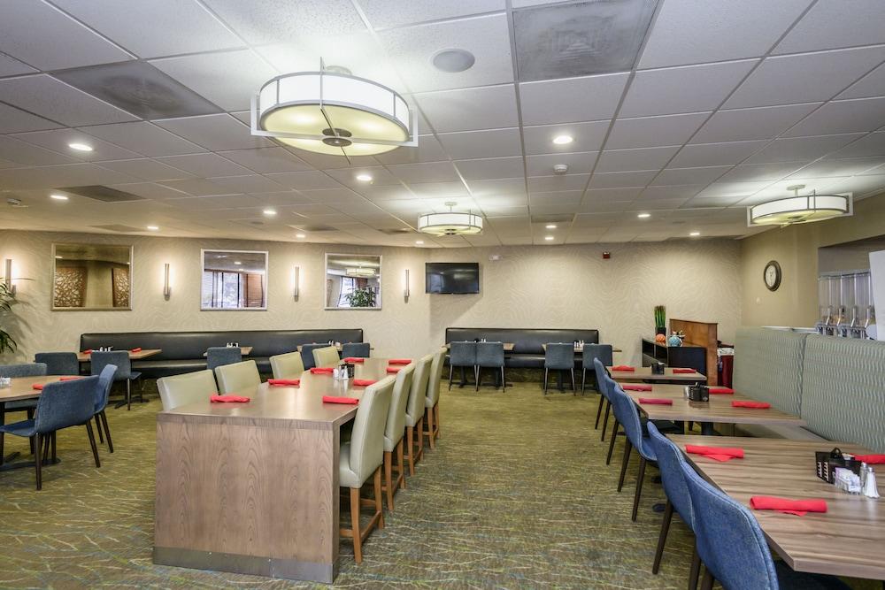 Wyndham Garden Fresno Yosemite Airport Ξενοδοχείο Εξωτερικό φωτογραφία