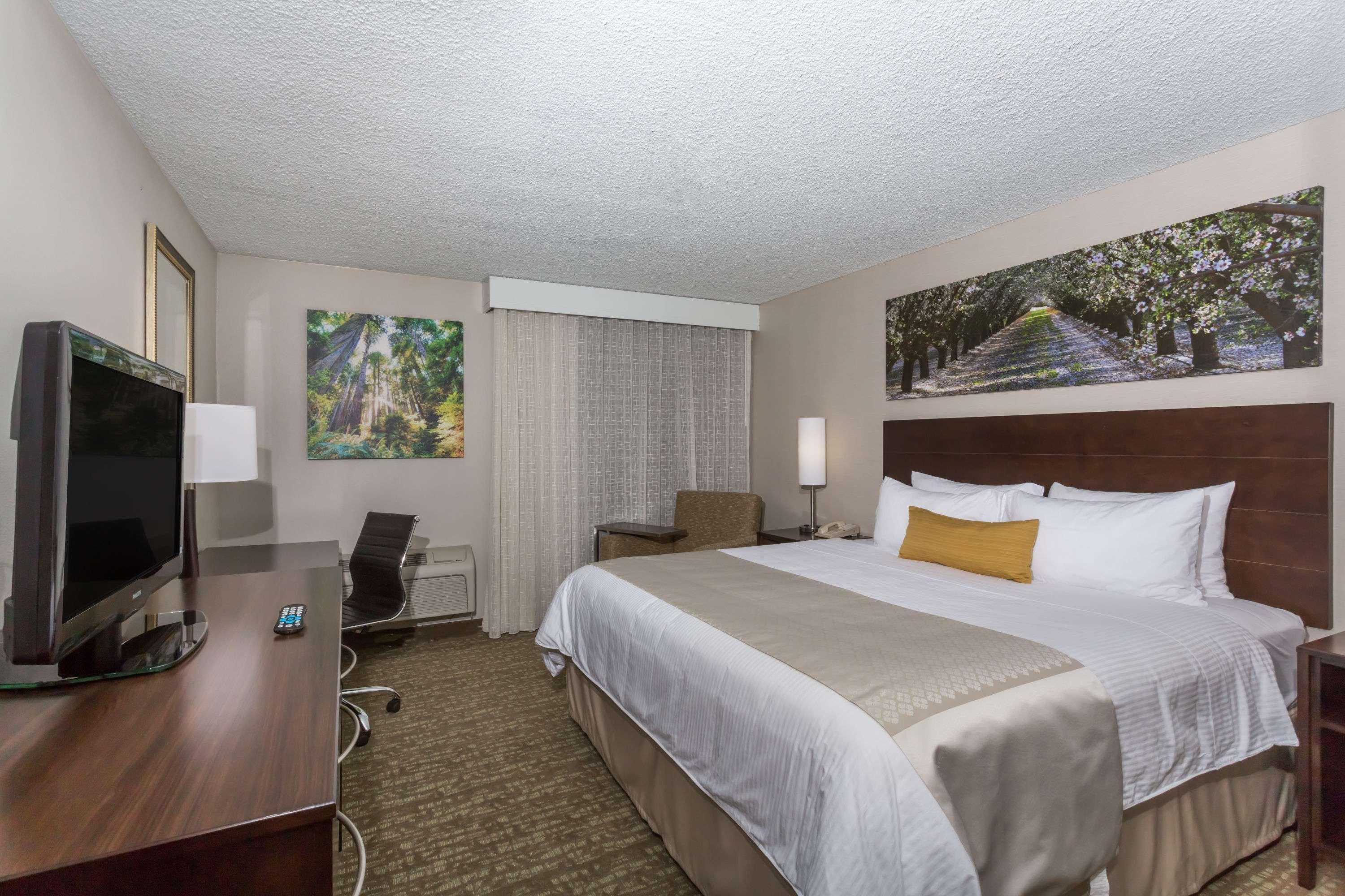 Wyndham Garden Fresno Yosemite Airport Ξενοδοχείο Εξωτερικό φωτογραφία