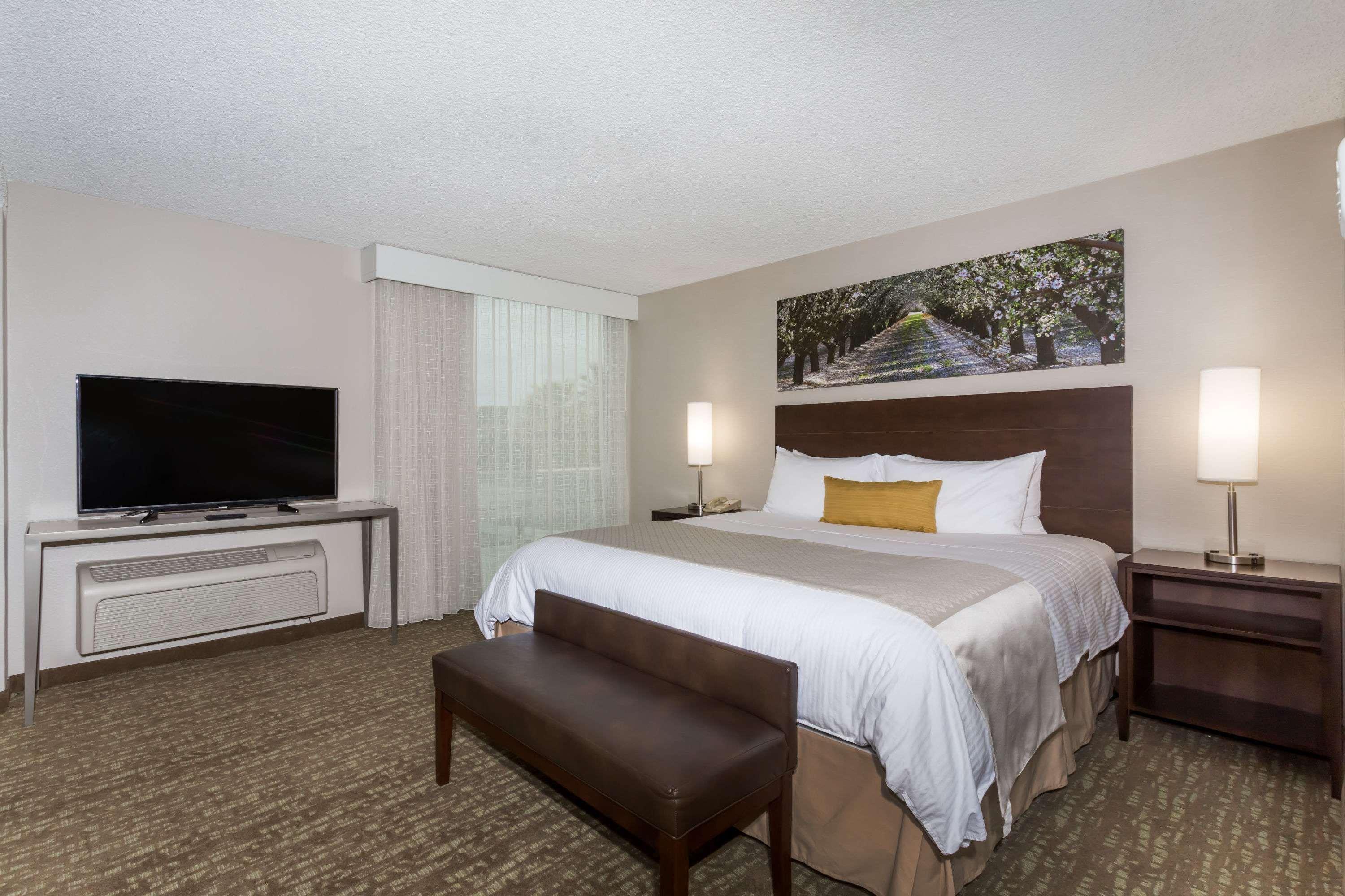 Wyndham Garden Fresno Yosemite Airport Ξενοδοχείο Εξωτερικό φωτογραφία