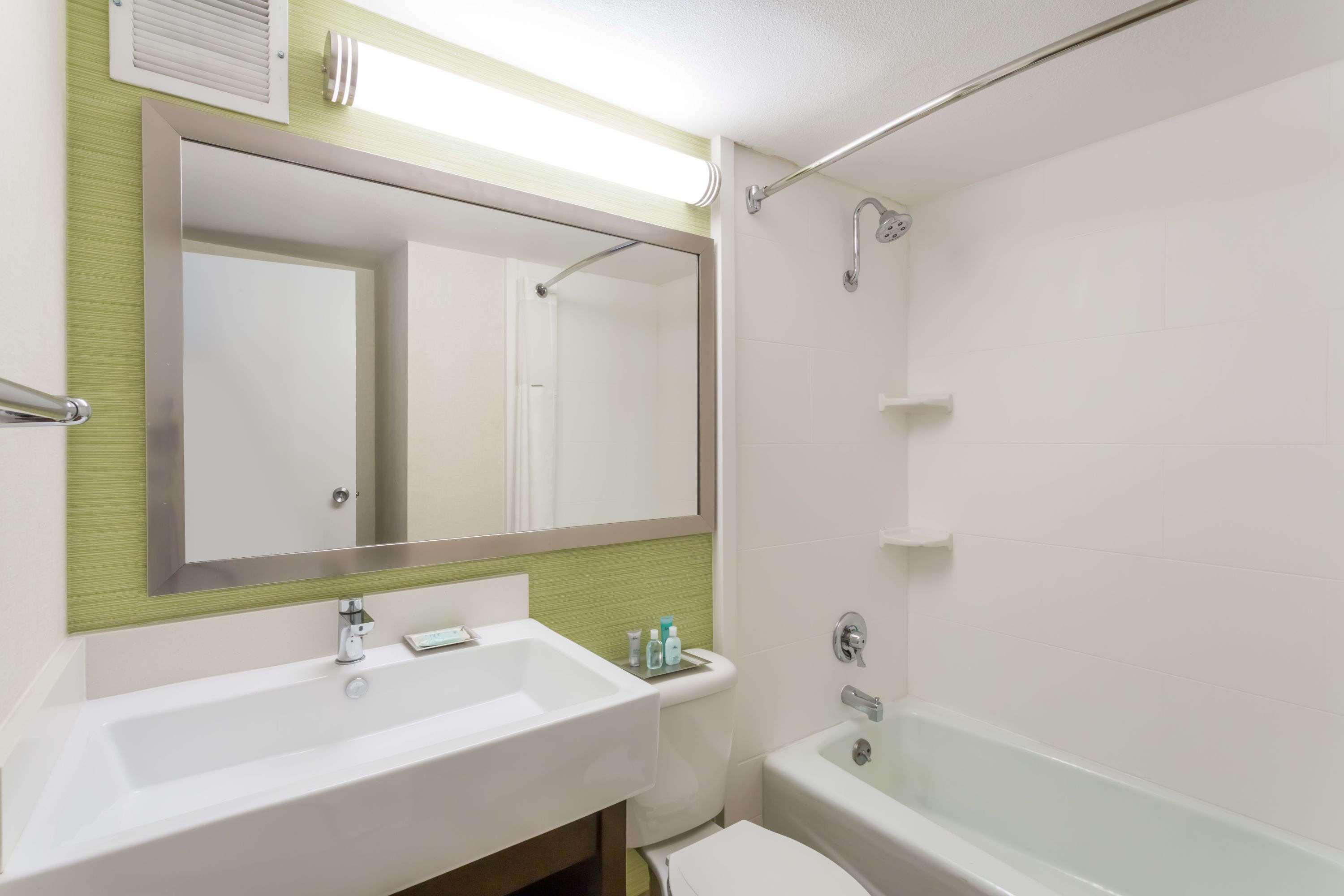 Wyndham Garden Fresno Yosemite Airport Ξενοδοχείο Εξωτερικό φωτογραφία