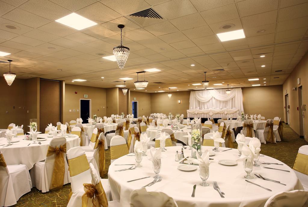 Wyndham Garden Fresno Yosemite Airport Ξενοδοχείο Εξωτερικό φωτογραφία