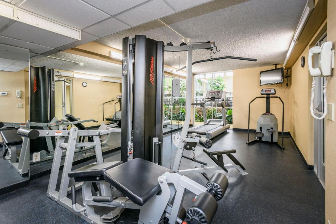 Wyndham Garden Fresno Yosemite Airport Ξενοδοχείο Εξωτερικό φωτογραφία