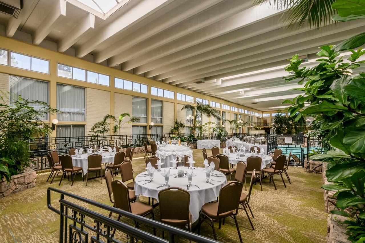 Wyndham Garden Fresno Yosemite Airport Ξενοδοχείο Εξωτερικό φωτογραφία